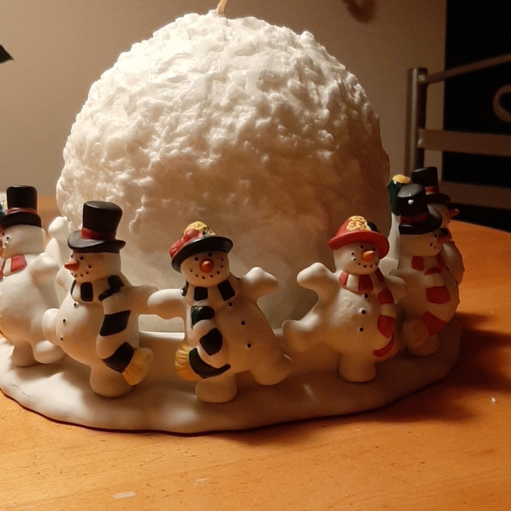 PARTY LITE FROLICKING SNOWMEN CANDLE BASE - Picture 5 of 7